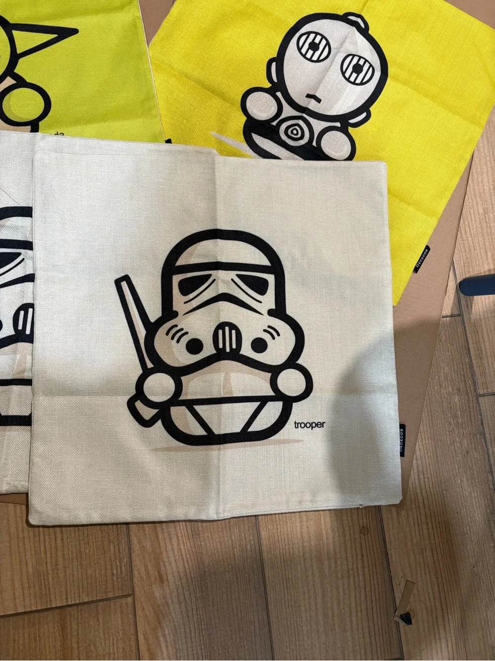 Star Wars Kids Bibs Set — Yellow & Cream Character Prints